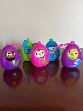 Fiesta Cutie Beans, set of five plush with clip on carriers, 2017